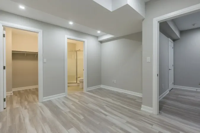 Beautiful empty room after repair
