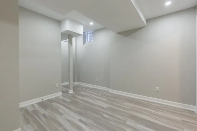 Beautiful empty room after repair